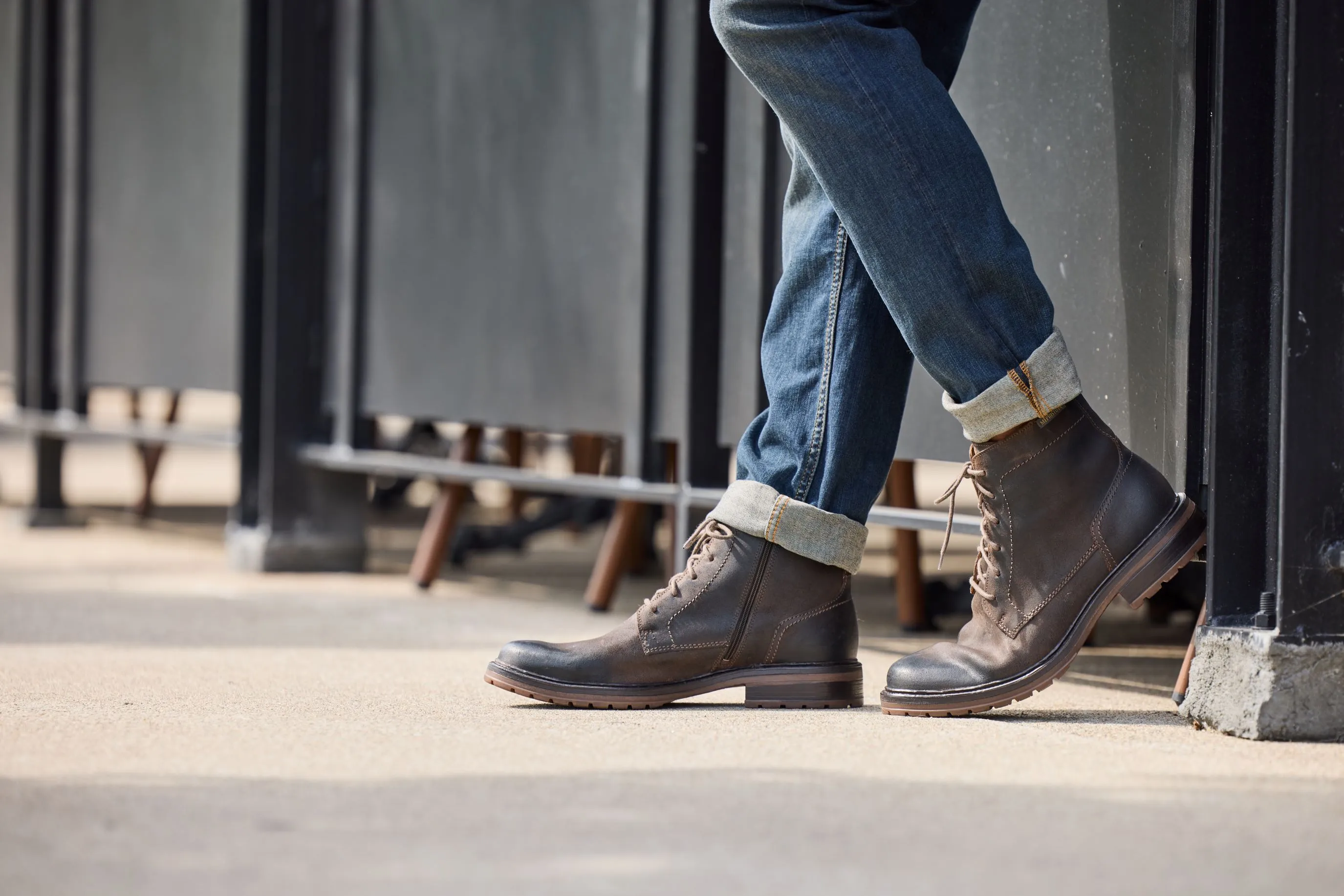 Ladislas - Dark Brown - Image 5