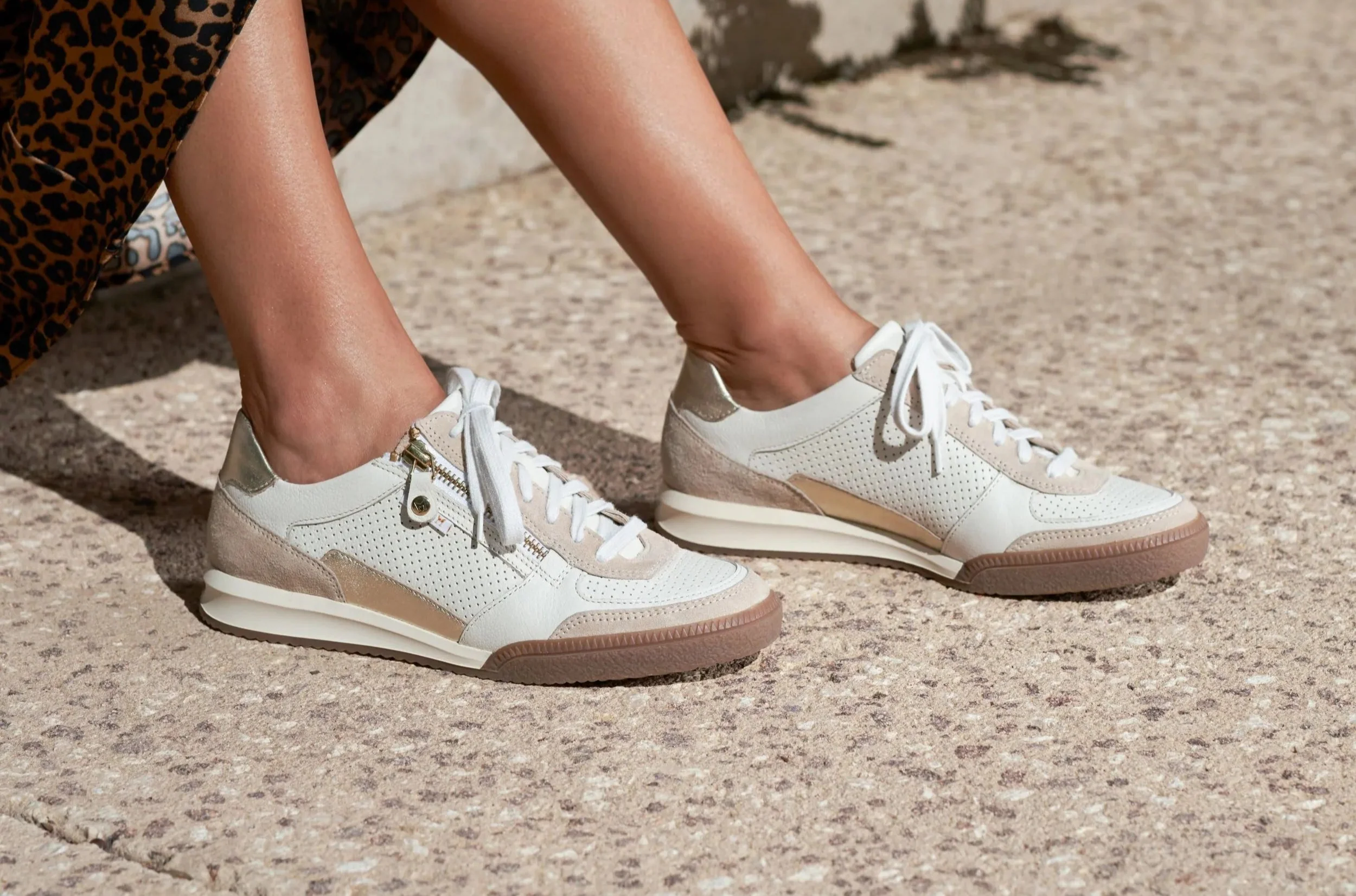 Walie - Beige - Image 5